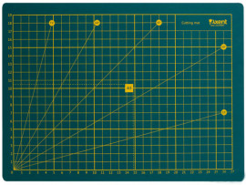 Коврик для резки самовосстанавливающийся А4 (210*297мм.), трёхслойный, толщина 3мм., зелен.